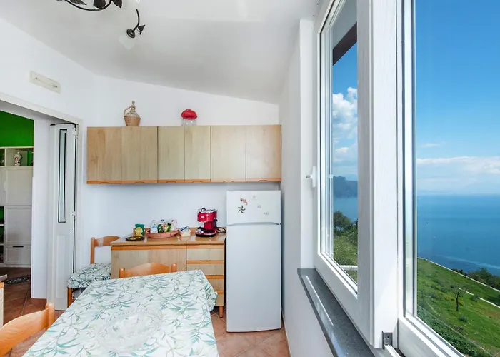 Casa Deva Coast, With Private Garden Overlooking The Sea *