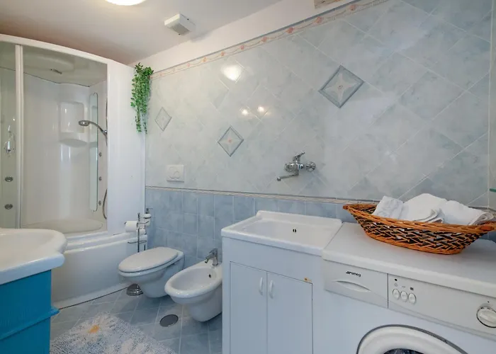 Semesterbostad Casa Deva Coast, With Private Garden Overlooking The Sea Amalfi