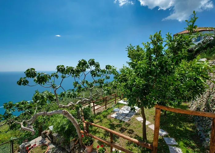 Casa Deva Coast, With Private Garden Overlooking The Sea *